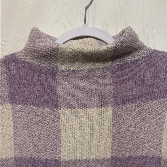 •sweater• - Picture 4 of 4